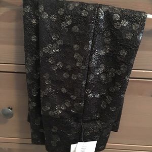 Black and silver Cassie from Elegant collection